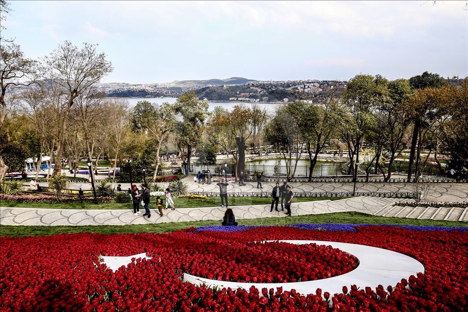Mengagumi Kecantikan Taman Emirgan di Turki